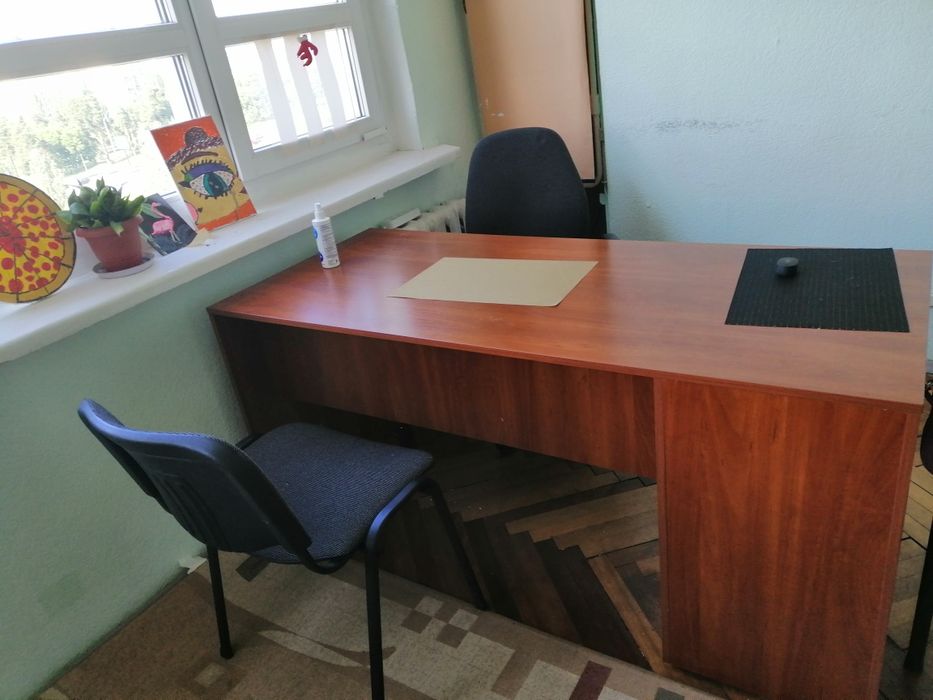 Меблі для офіса б/у