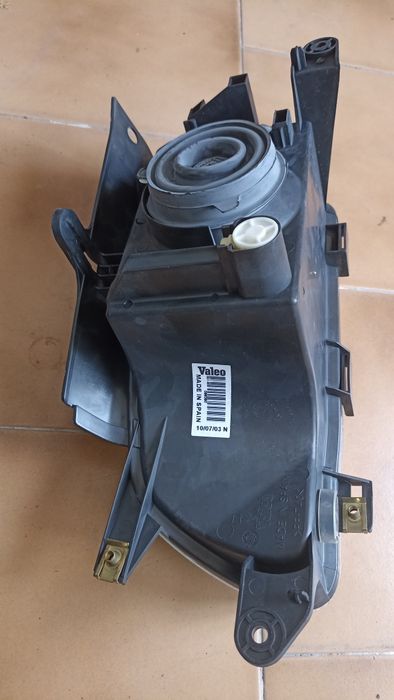 Farol direto Citroën berlingo 97
