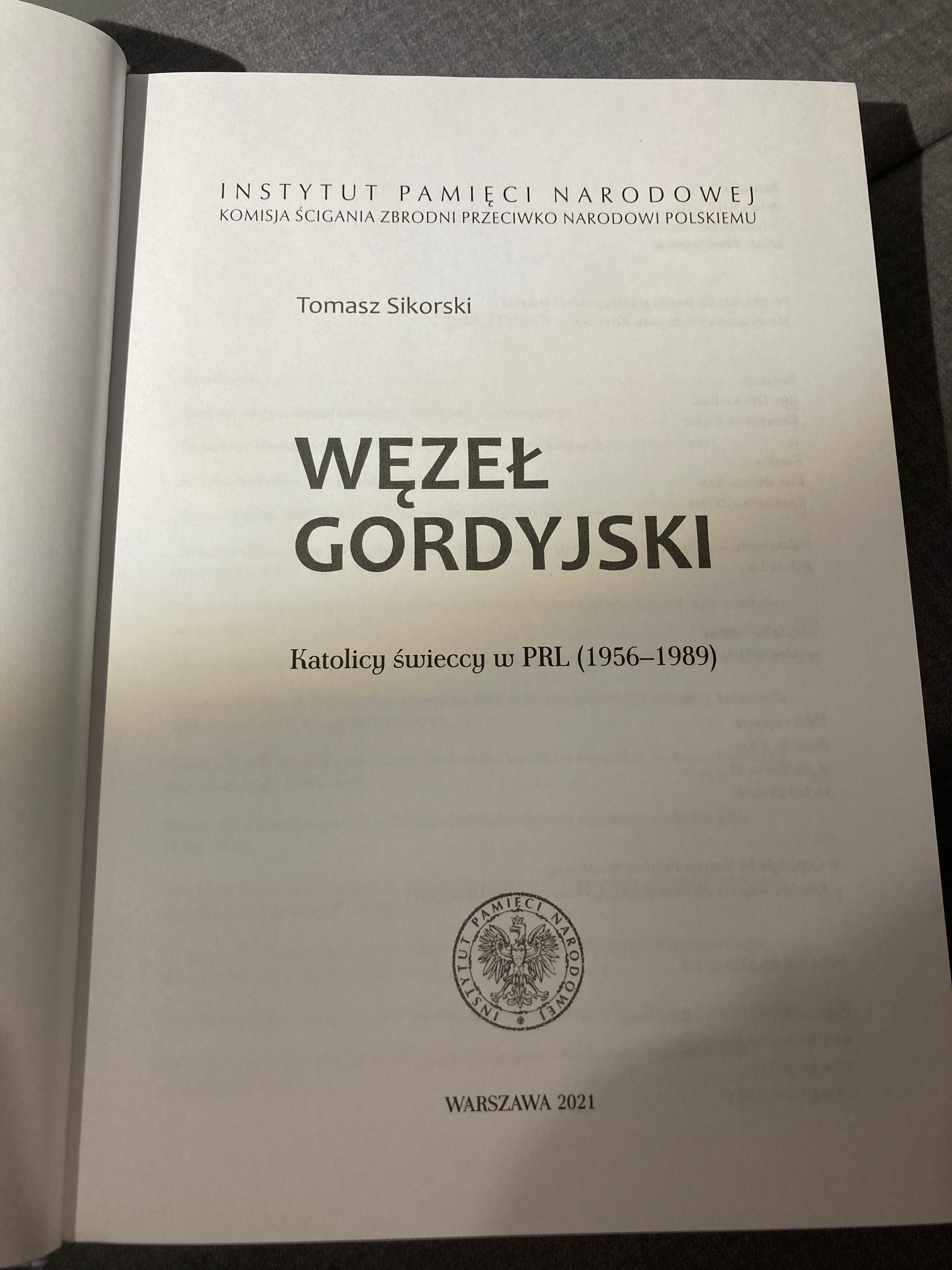 T. Sikorski Węzeł gordyjski