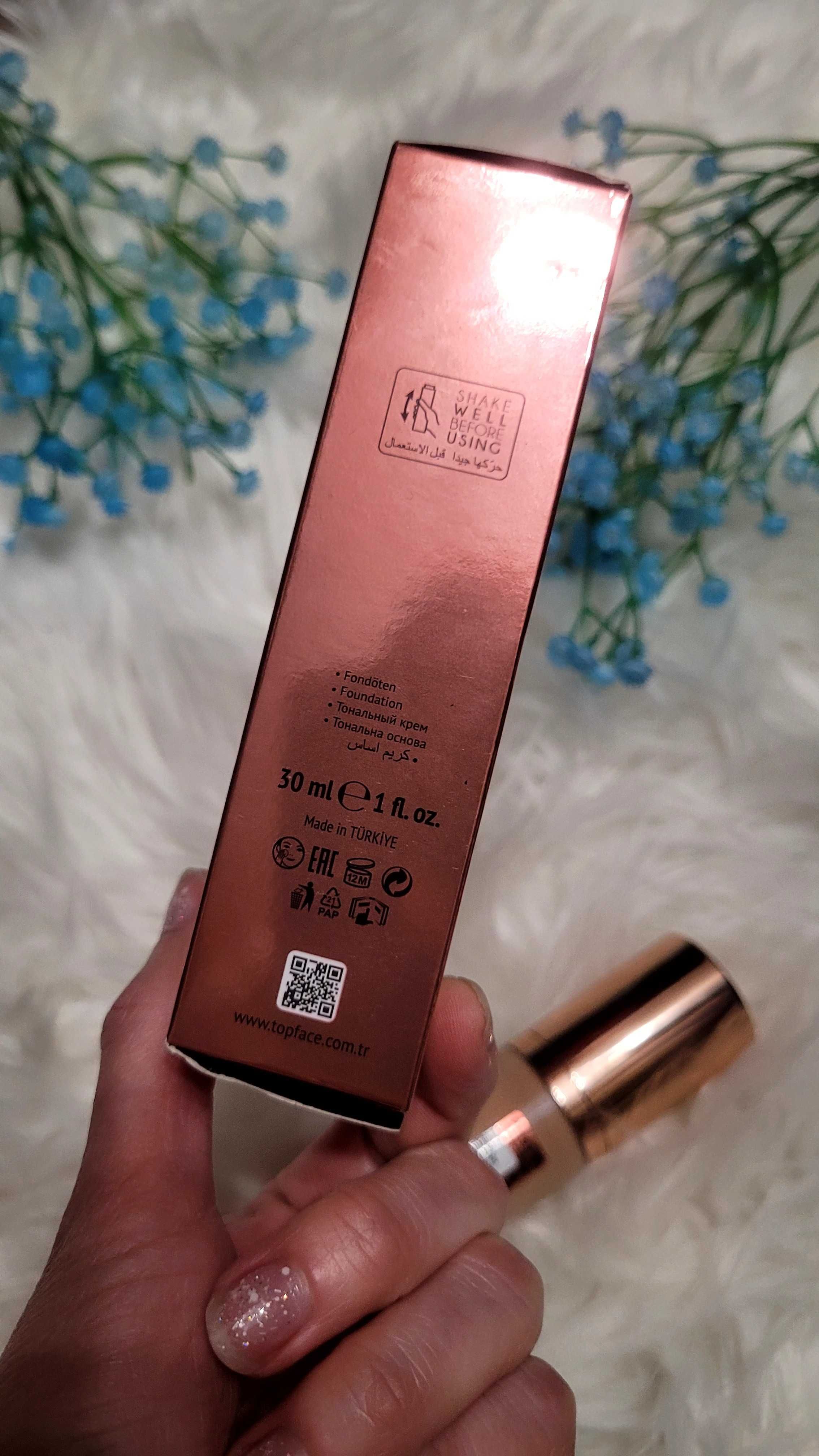 Nowy podklad do twarzy Photoshop Instyle top face  SPF 20 30 ml