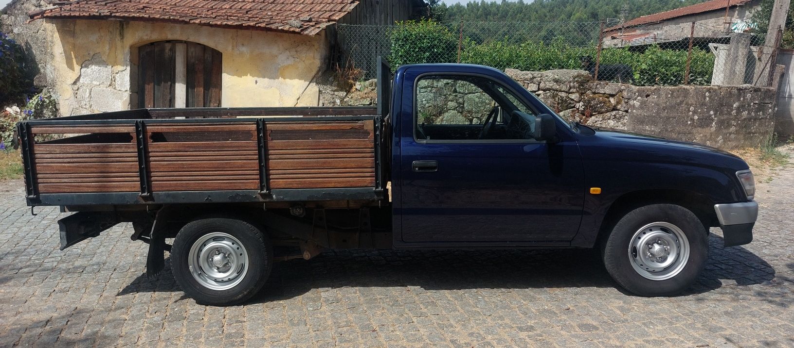 Toyota Hilux 2.4D