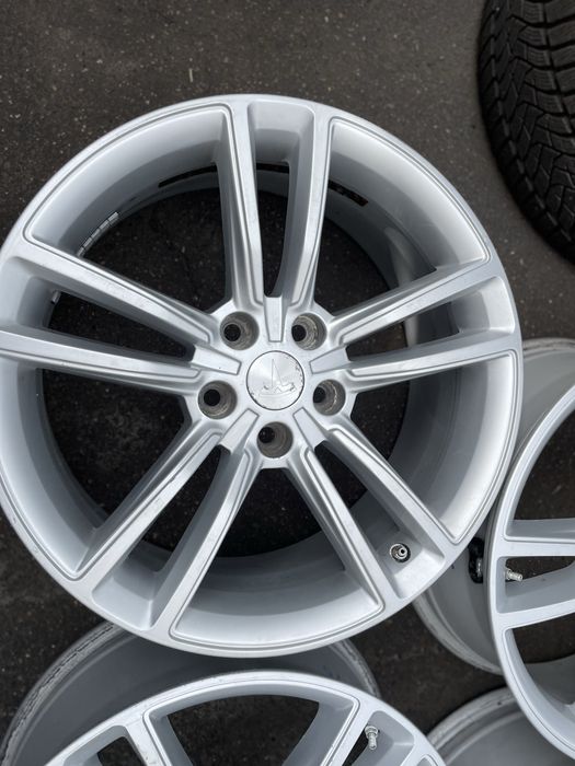 5/120R19 TESLA Model S диски
