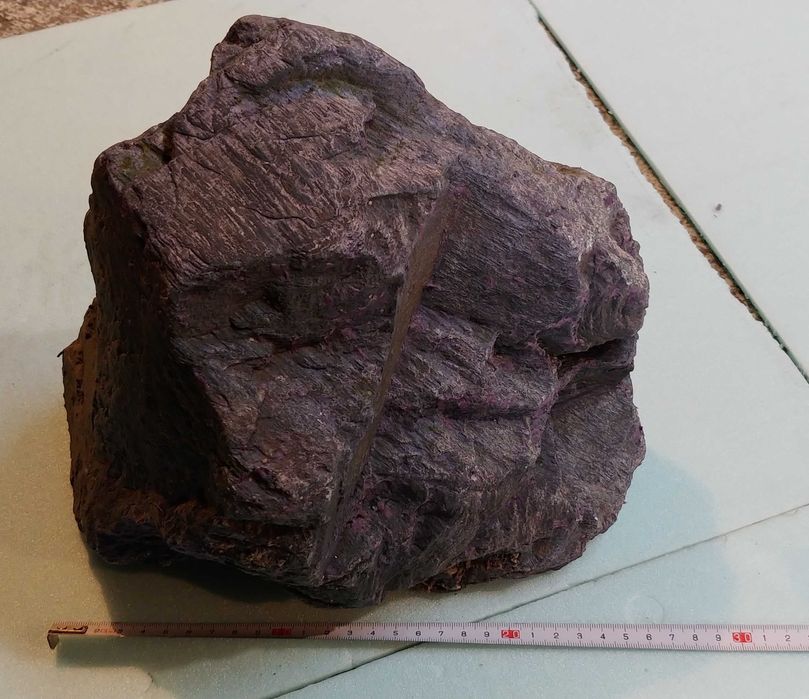 Kamień Łupek CZARNY do Akwarium 26x19x22