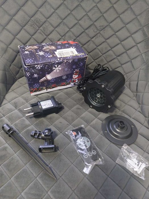 Проектор сніжинок, можна на подарунок-казкове свято вдома/на вулиці