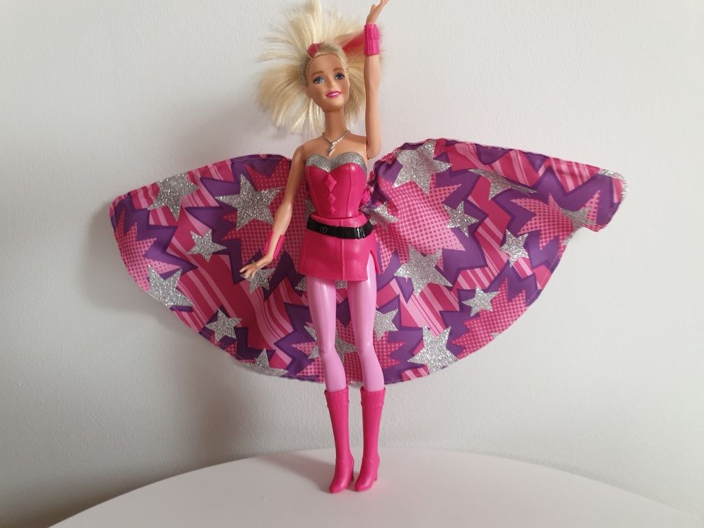 BARBIE Super bohaterka