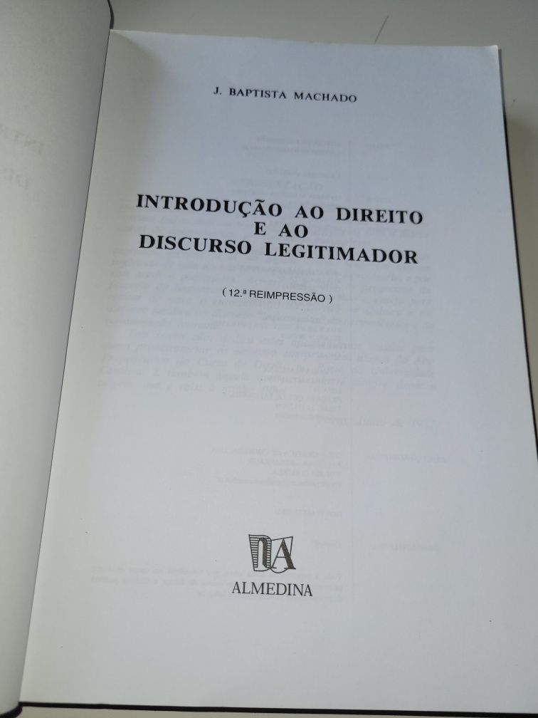 Livros introdução ao direito e direito administrativo (desde 5 eur.)