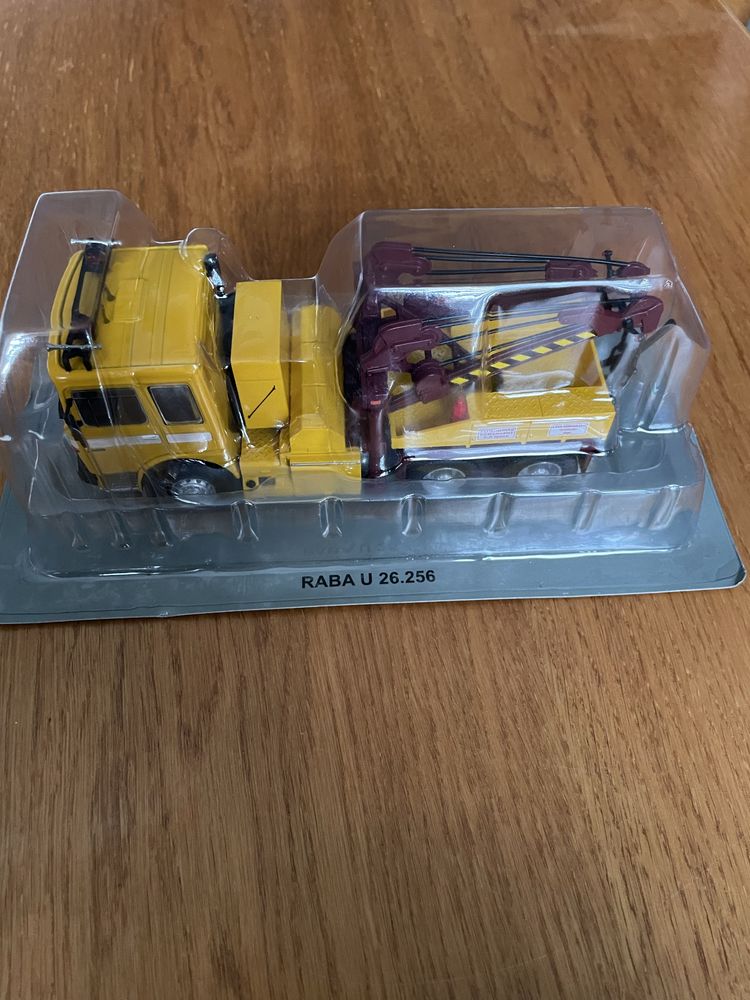 Model  1:43 RABA U26 . 256