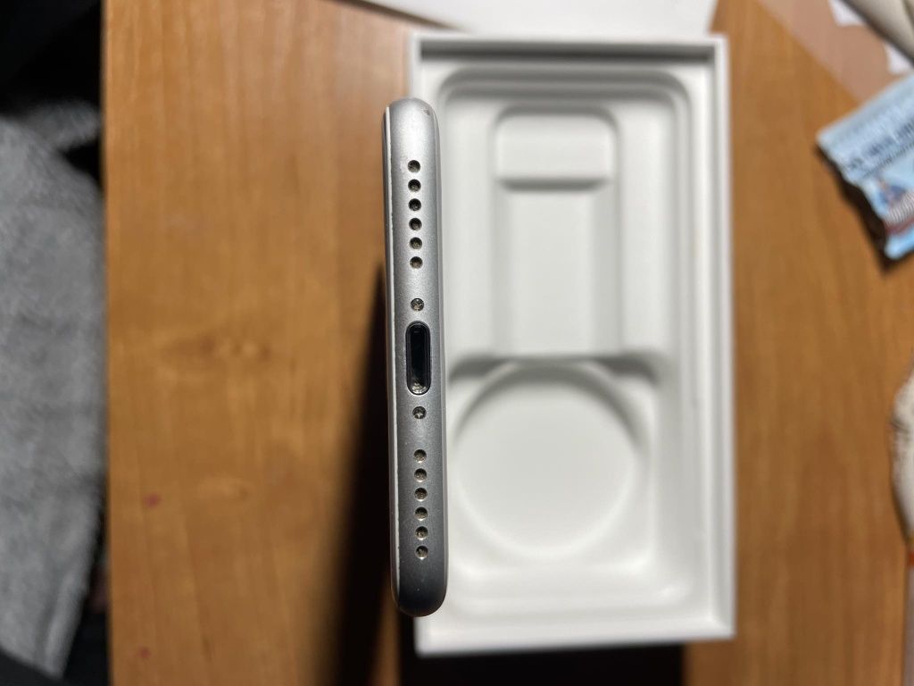 iPhone 7 w stanie bdb