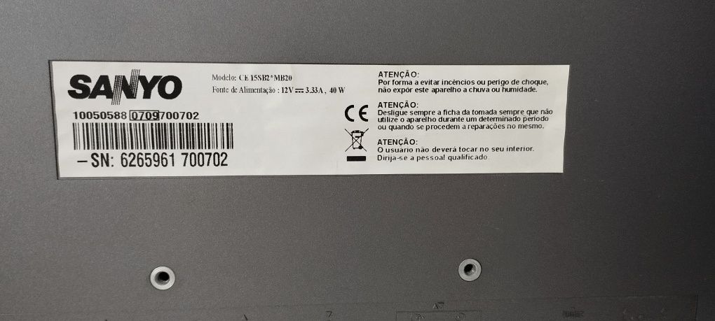 TV LCD Sanyo CE15SB2 15"