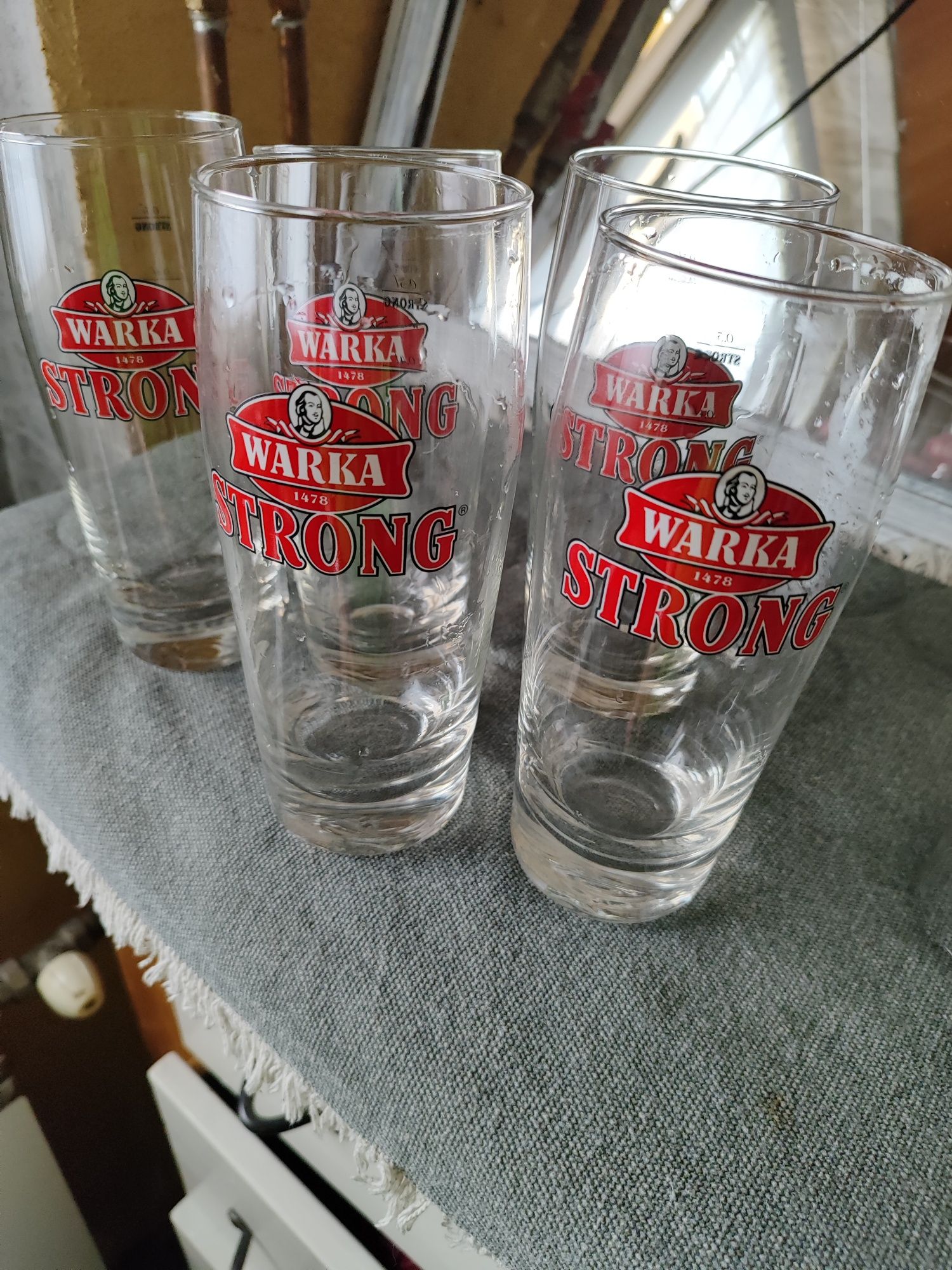 Szklanki do piwa 0.5 Warka Strong12 szt.Nogdy nie użyte.