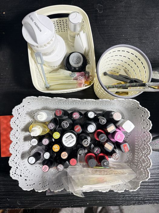 Матеріал для манікюру.