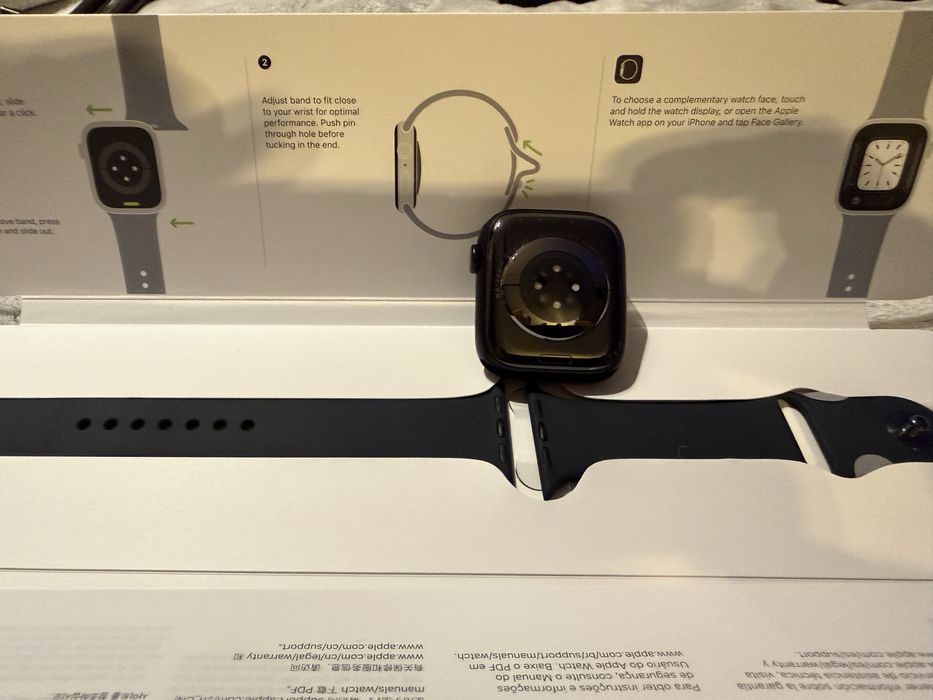 Apple watch 8 45mm zestaw z nowym paskiem