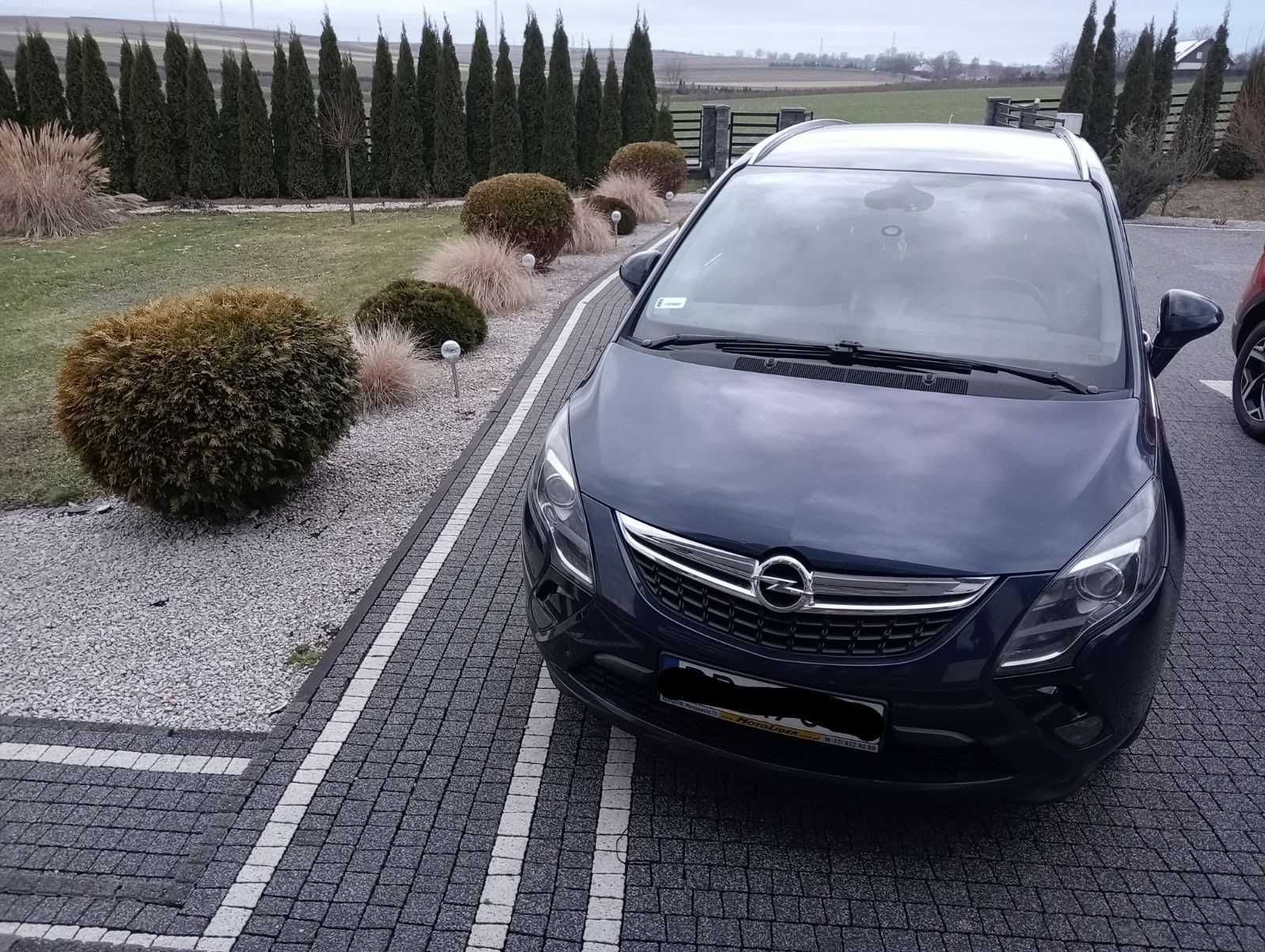 Opel Zafira 2012