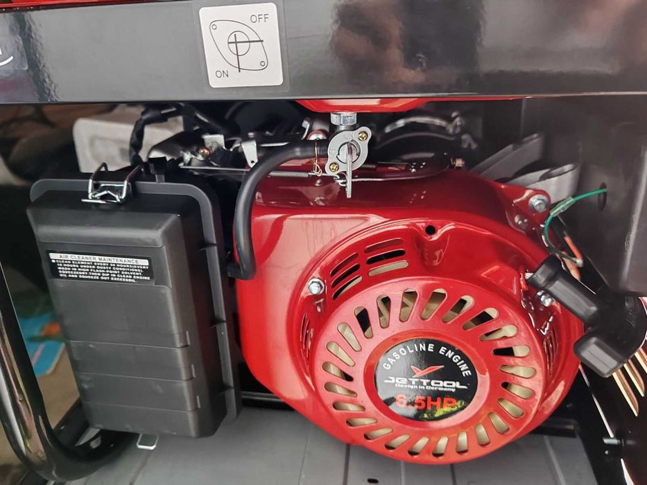 Генератор бензиновий 1-х і 3-х фазний 8,5 кВт Німеччина.