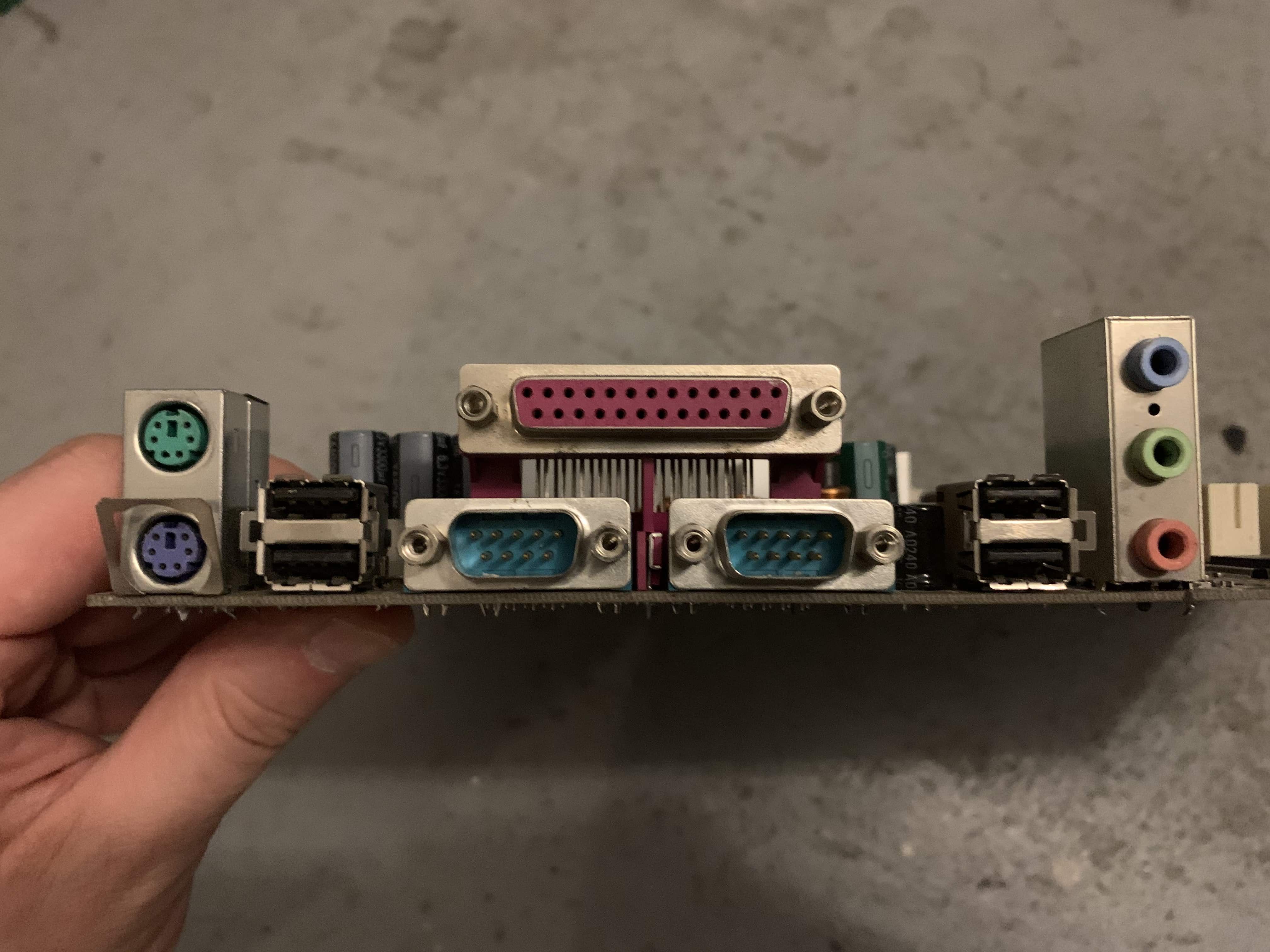 płyta główna ASUS P4B533 Socket 478 - stan nieznany