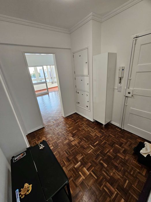 Apartamento T2 com vista mar em Cascais