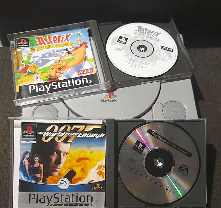 Duas Playstation para desocupar