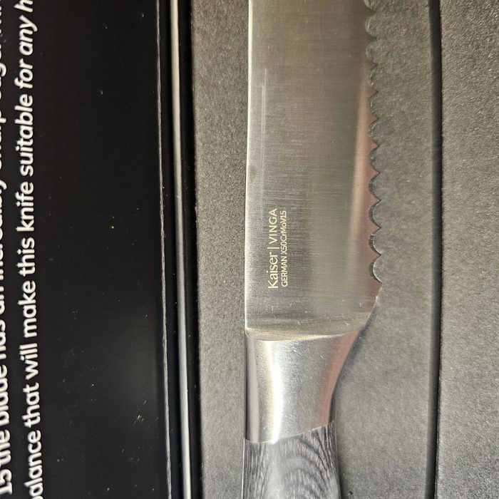 Nóż do chleba VINGA Kaiser