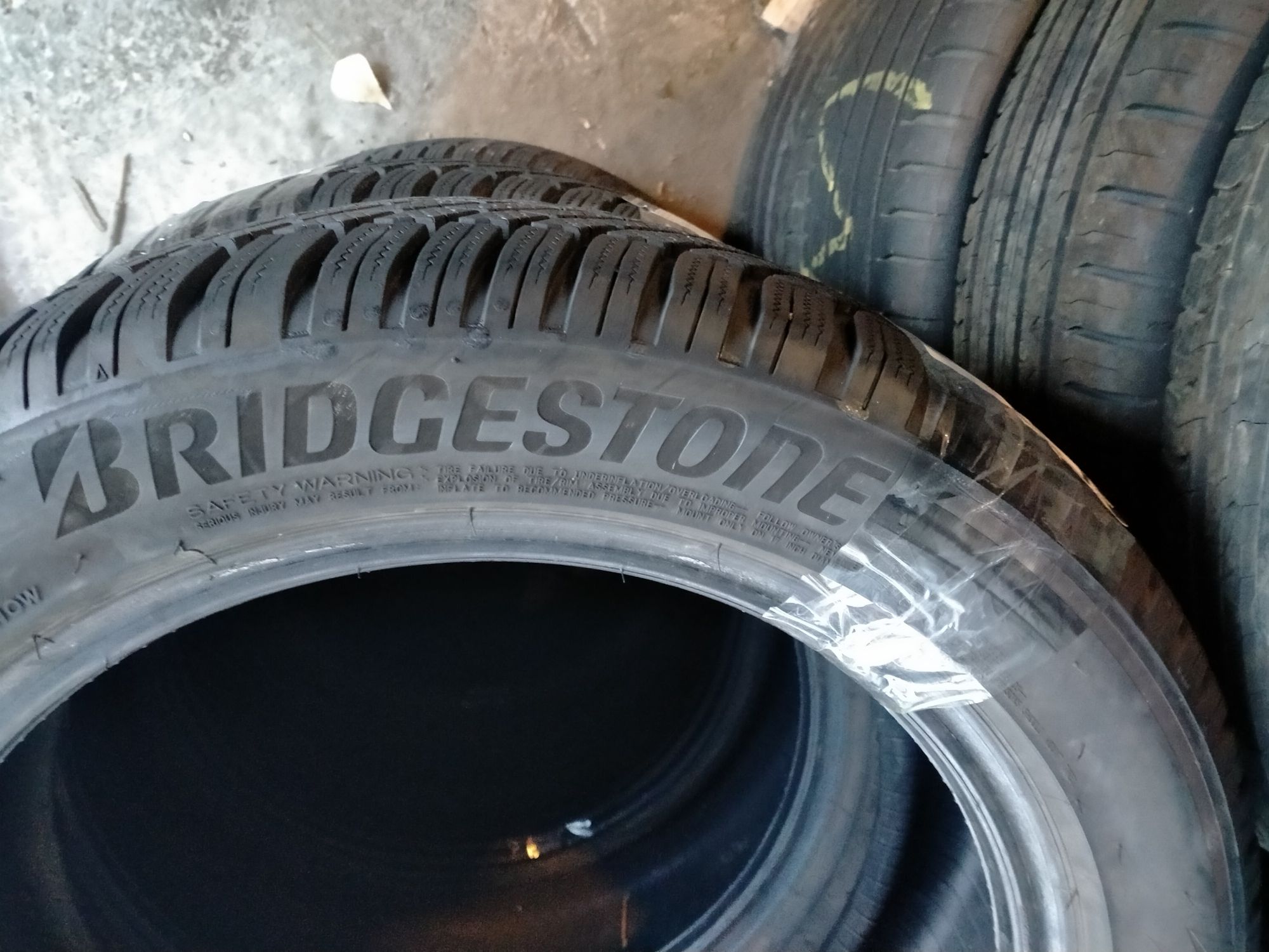 225/50/17 Bridgestone Blizzak LM005 Бридстоун 4шт Зима