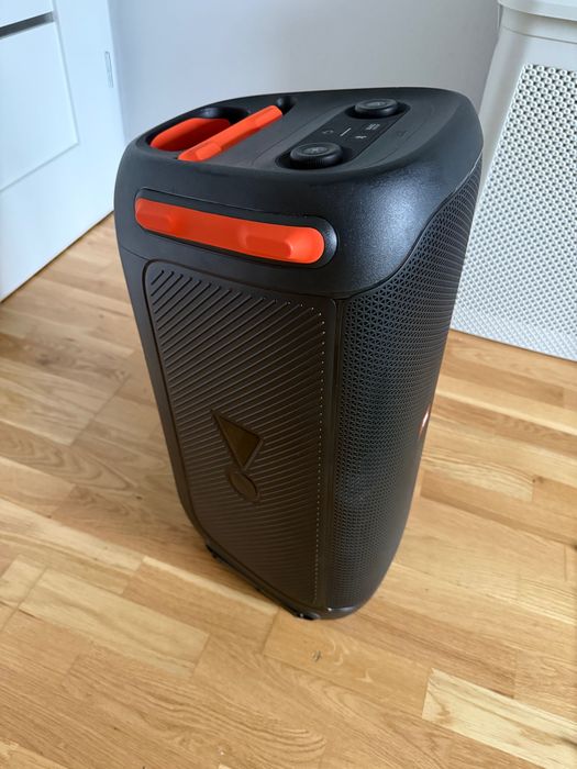 Sprzedam głośnik JBL praktycznie nieużywany