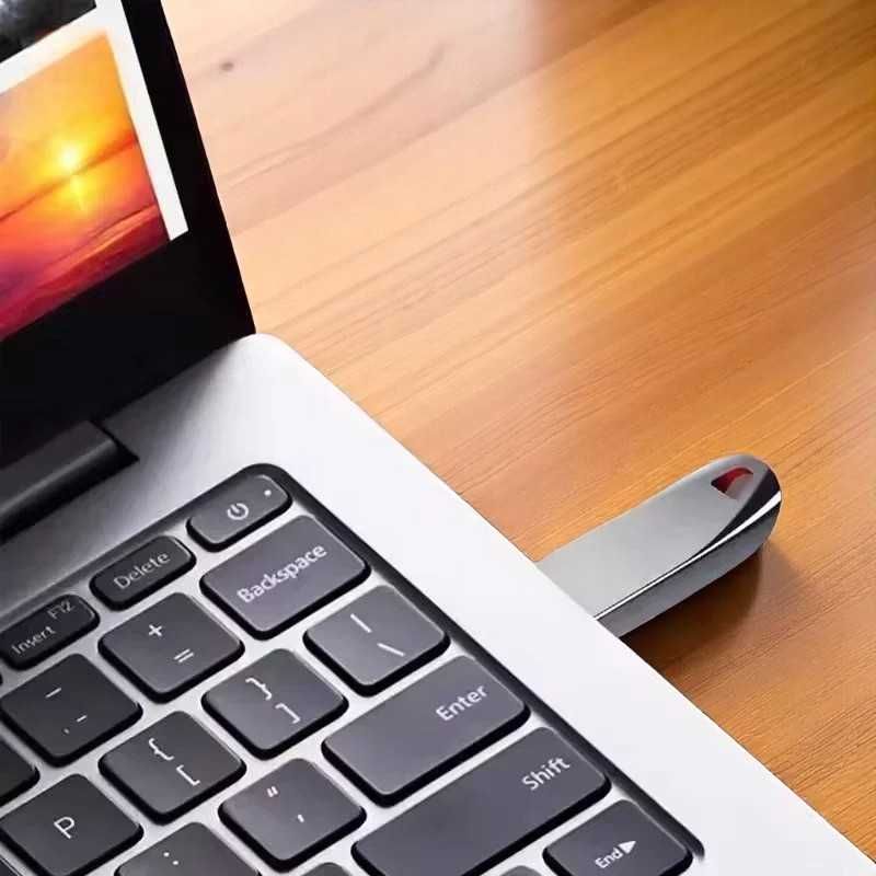 Pendrive 2TB Srebry przenośny dysk flash USB 3.0 Duża pojemność
