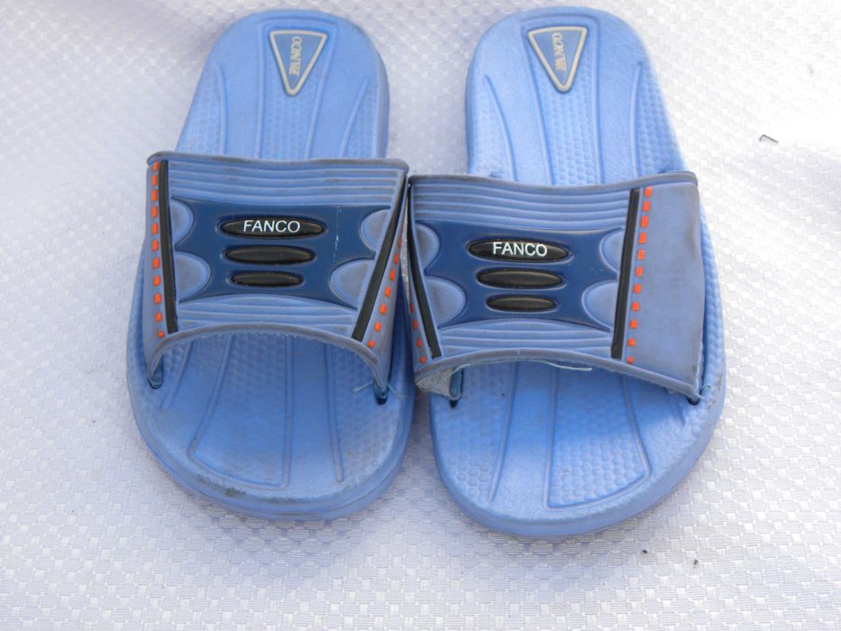 klapki basenowe dziecięce rozmiar 29 niebieski