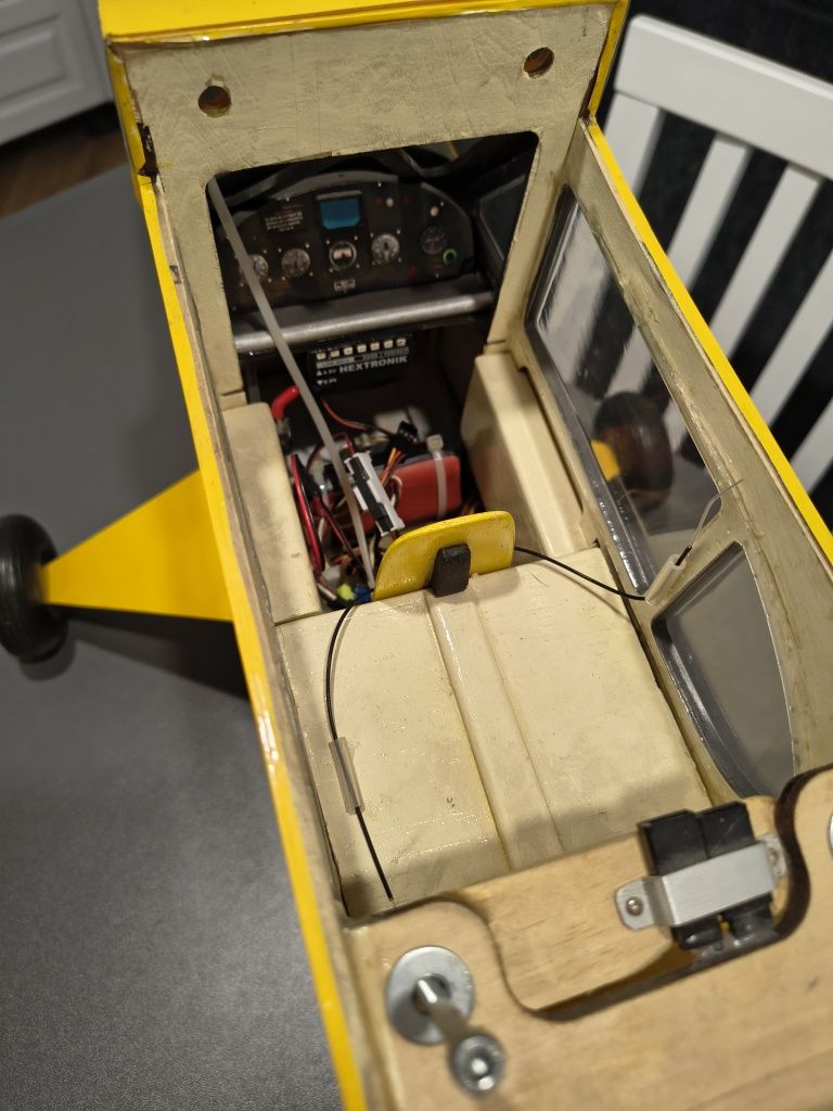 Model RC samolotu J3 Piper Cub J-3 spalinowy żarowy silnik 4t Idealny