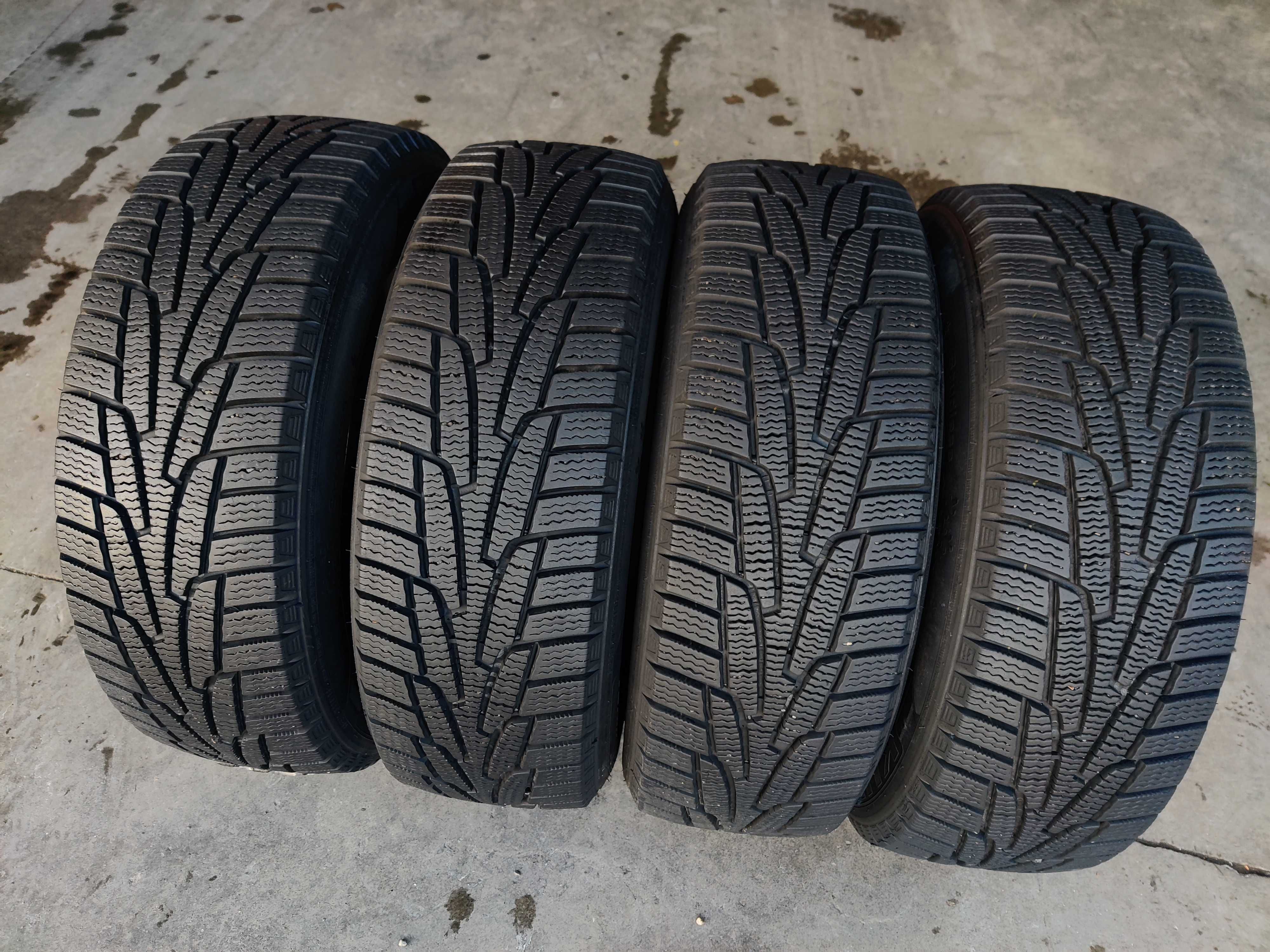 R15 185 60 шини зимові Kumho i'zen kw31