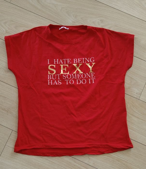 T-shirt damski czerwony.