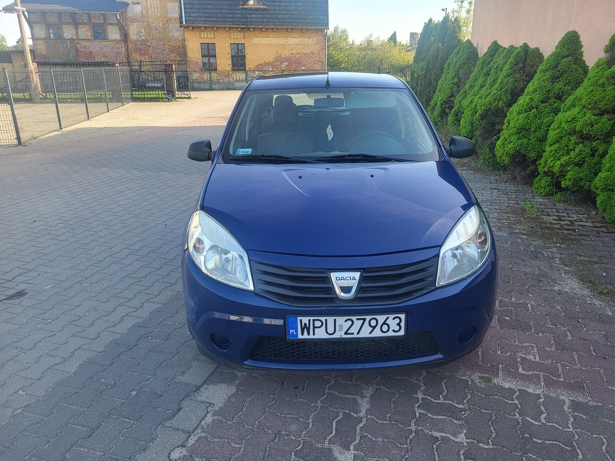 Sprzedam dacia sandero 1.4mpi 2009r 5drzwi salon polska