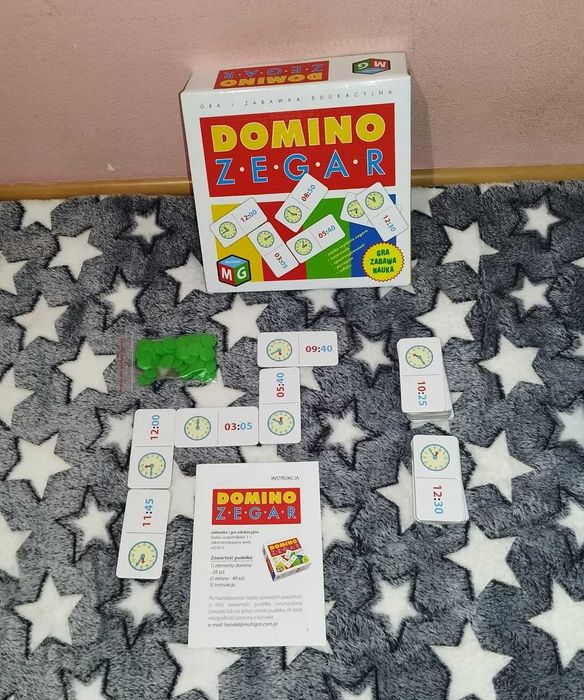 Dwie gry planszowe do nauki zegara "Poznaję zegar" i "Domino zegar"