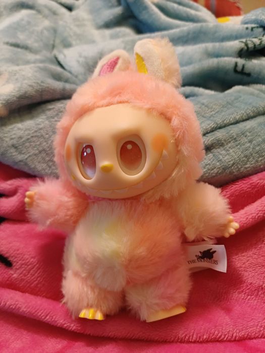 Vendo bonecos labubu