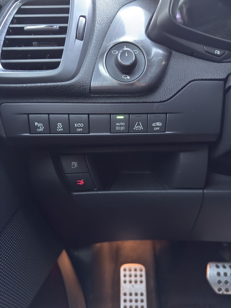 Citroen DS5 Híbrido  (FULL EXTRAS)
