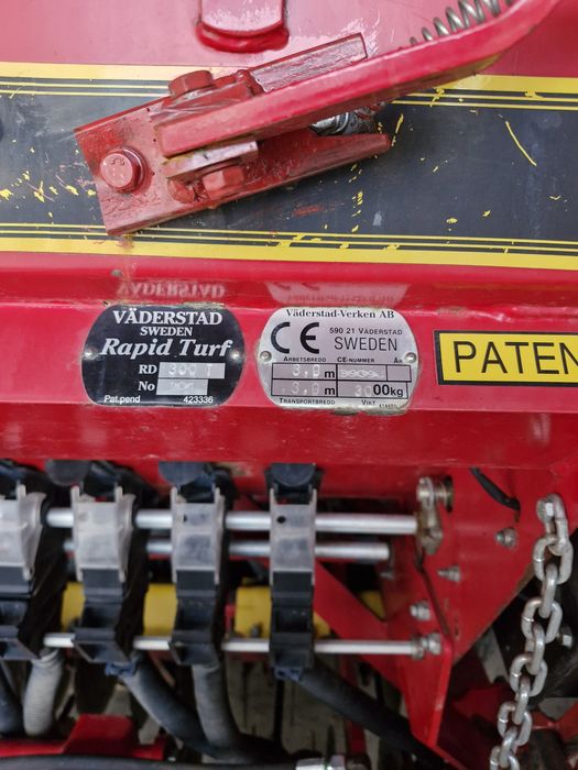 Siewnik Vaderstad Rapid Turf 300 z podsiewaczem nawozu, sprzedam lub z