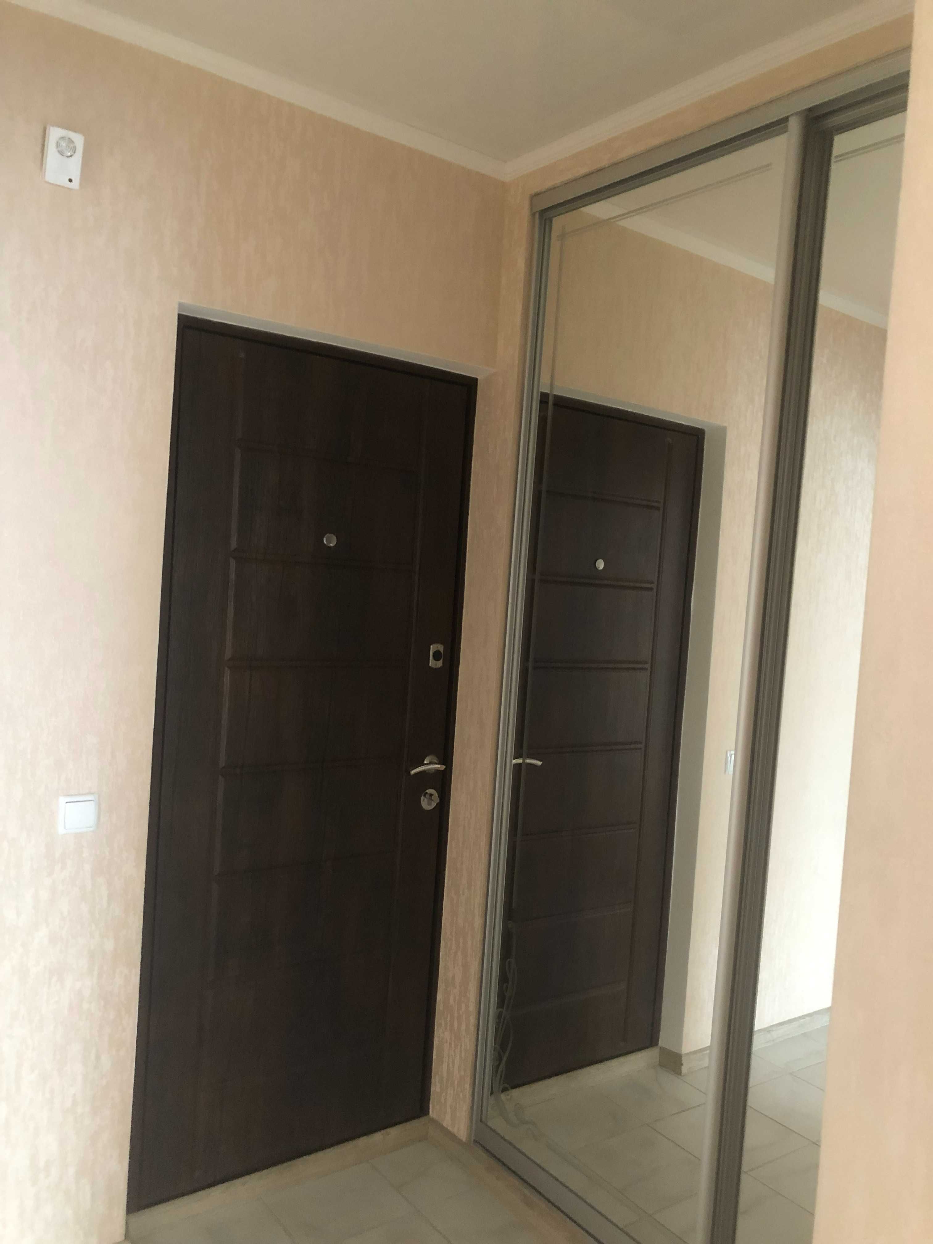 Продам 1- кімнатну квартиру 6/9  з ремонтом 35,8 кв.  Раківка