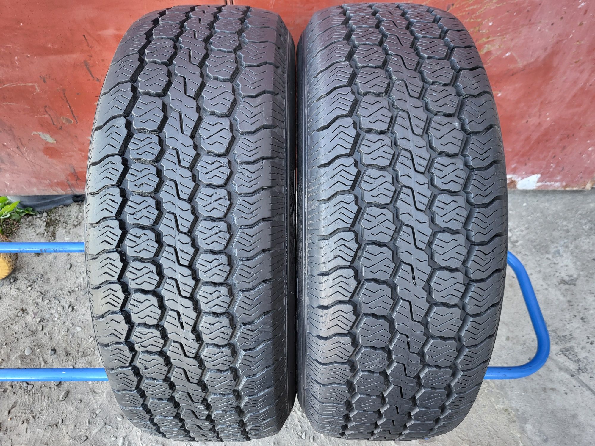 235/65/16C R16C GoodYear Cargo Vector 2шт ціна за 1шт шини