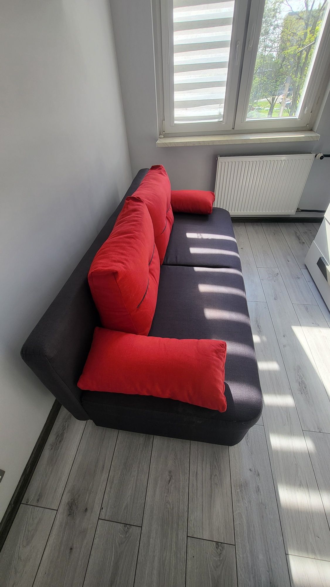 Wersalka rozkladana ,kanapa , sofa .