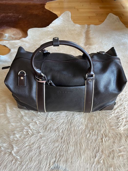 Saco de viagem Pierre Cardin em pele.