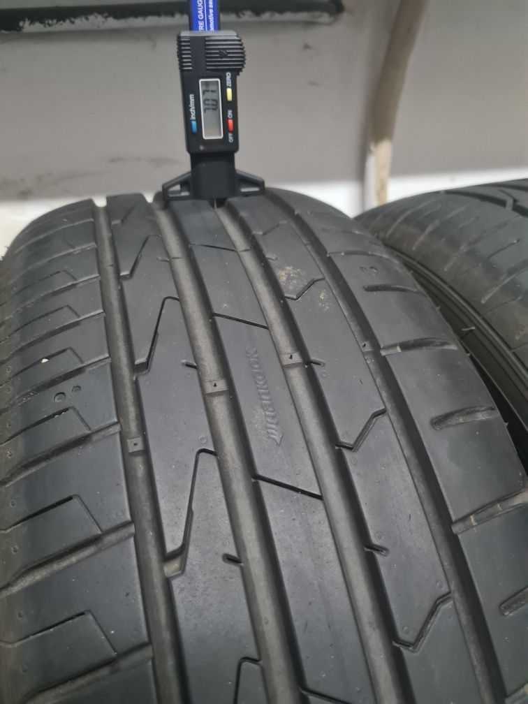Шини Hankook 215 55 17