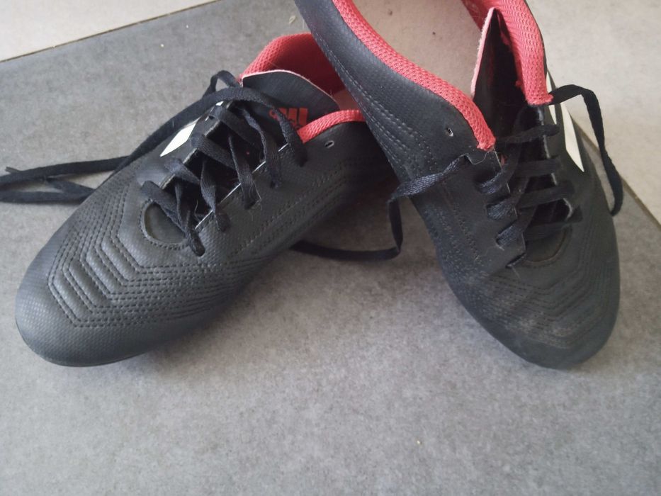 Буци футбольні адідас