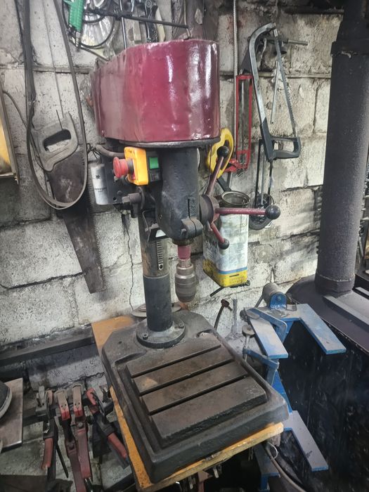 Продаю сверлільний