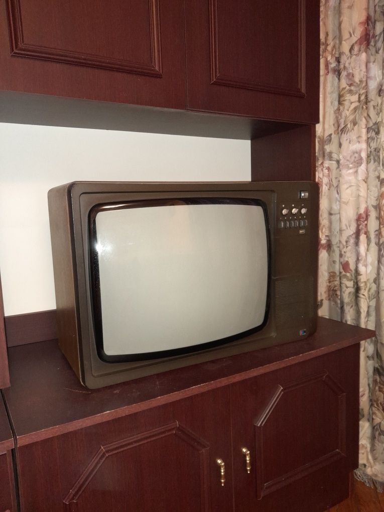 Телевізор Colormat 4506А