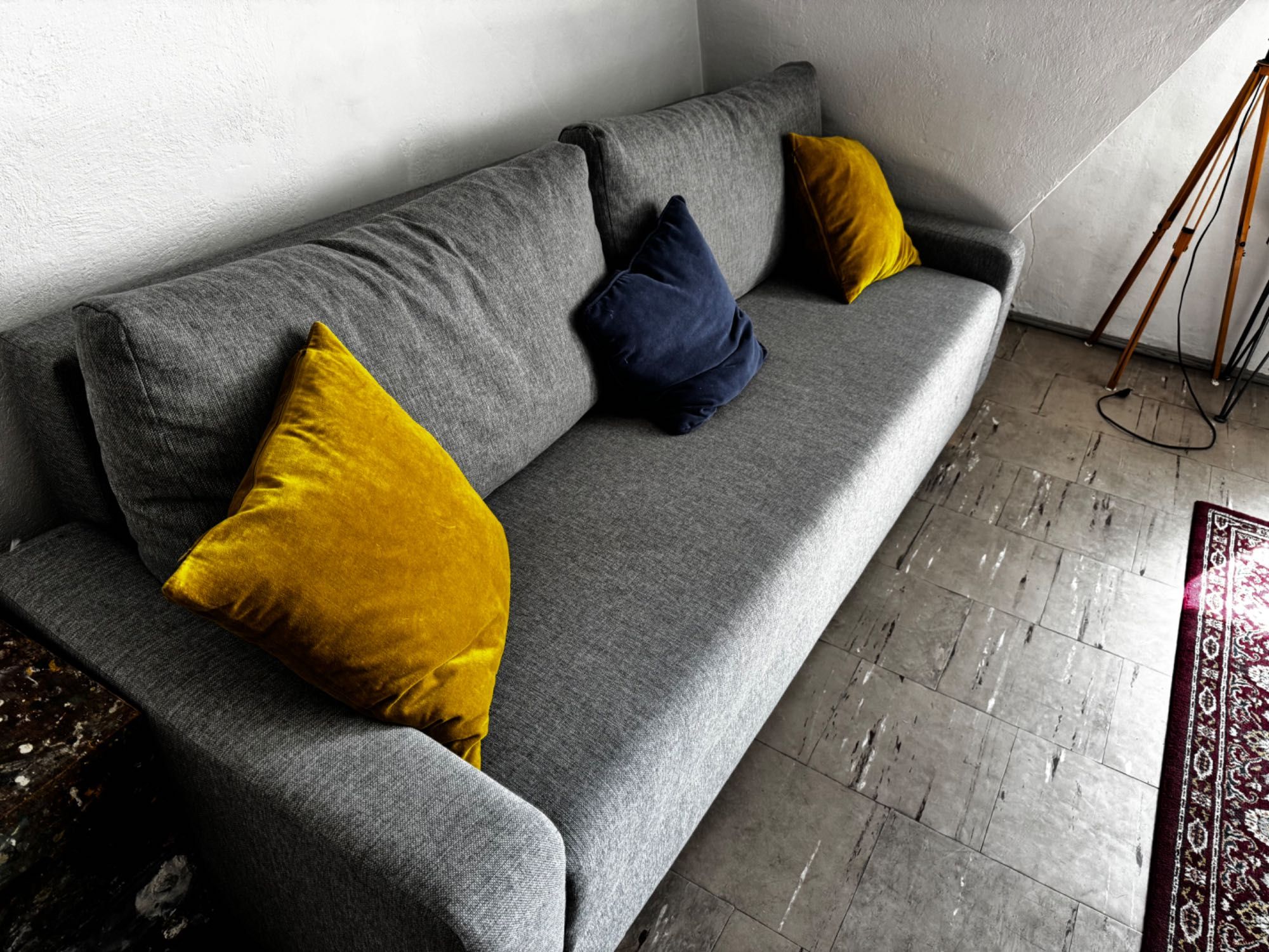Szara Kanapa rozkładana Ikea