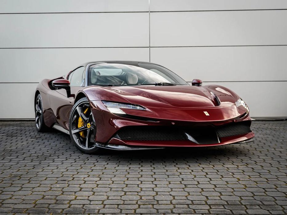 Ferrari SF90 Spider 4.0 V8 1000KM PHEV / salon PL / FV23% / full PPF / full carbon /