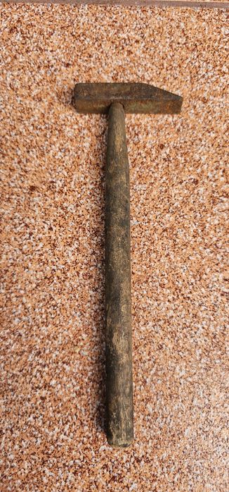 Stary zabytkowy młotek młoteczek