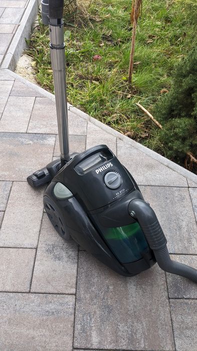 Продам пилосос філіпс