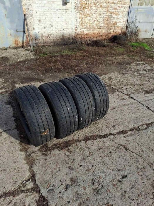 Шини 235/55/18 літо