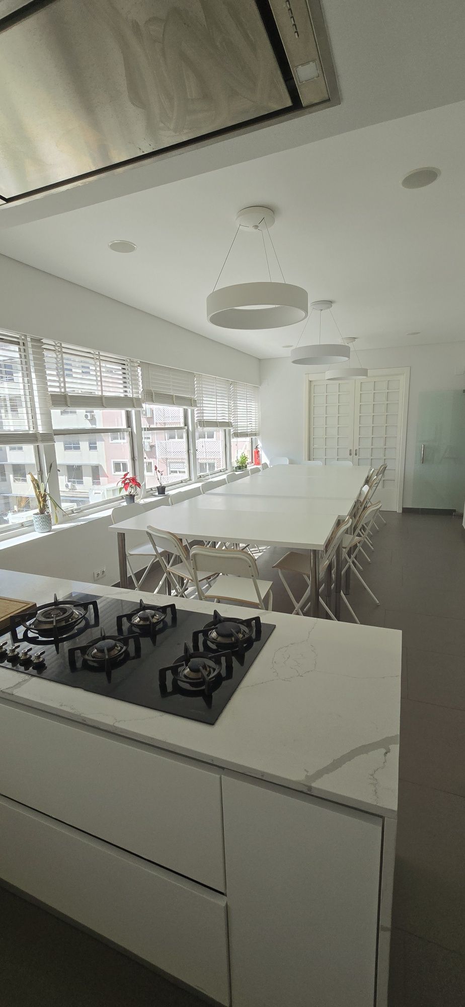 Aluguer de Salas e cozinha equipada para formações, aulas, workshops