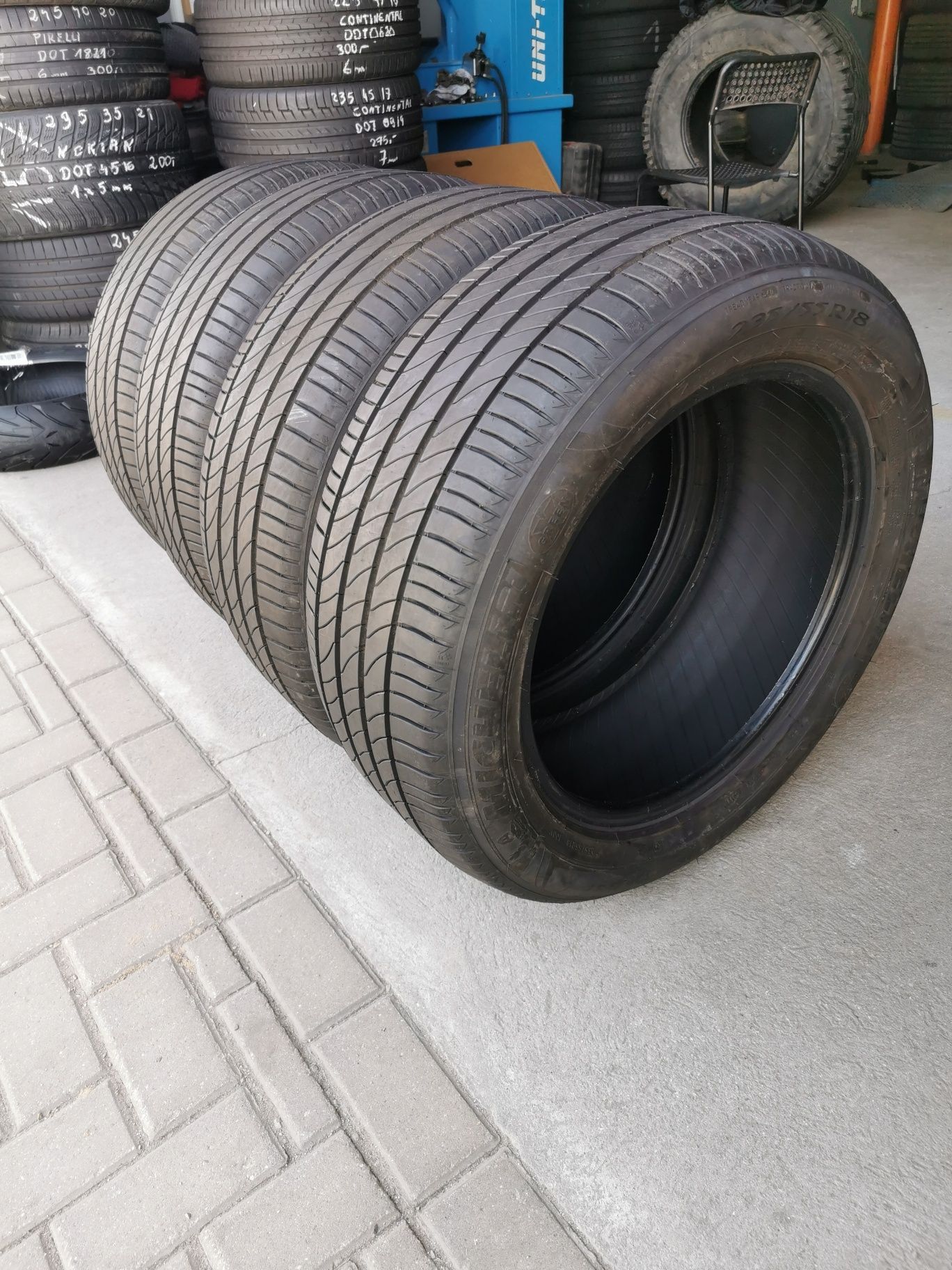 Komplet opon 235/55R18 100V Michelin Primacy 3ST z 2019r.