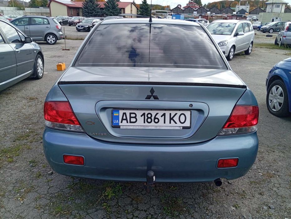 Мітсубісі лансер 9